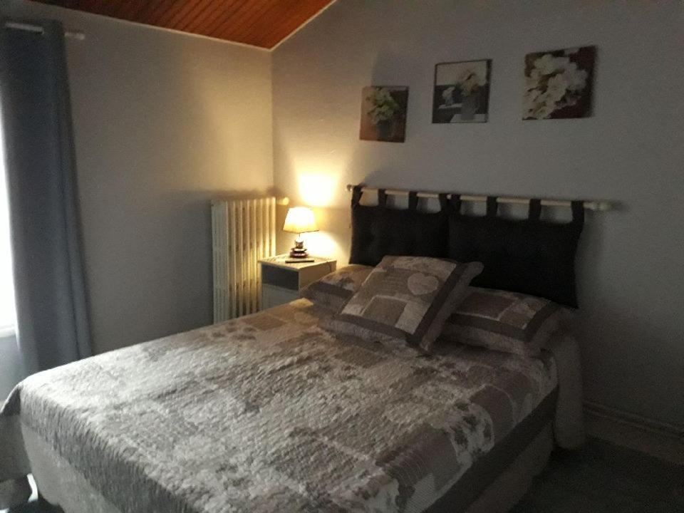 La Petite Auberge Chatelraould-Saint-Louvent Ngoại thất bức ảnh